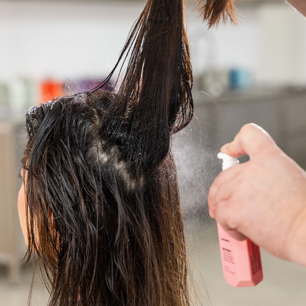 Flacon de BODY.MASS Kevin Murphy — soin volumisant sans rinçage