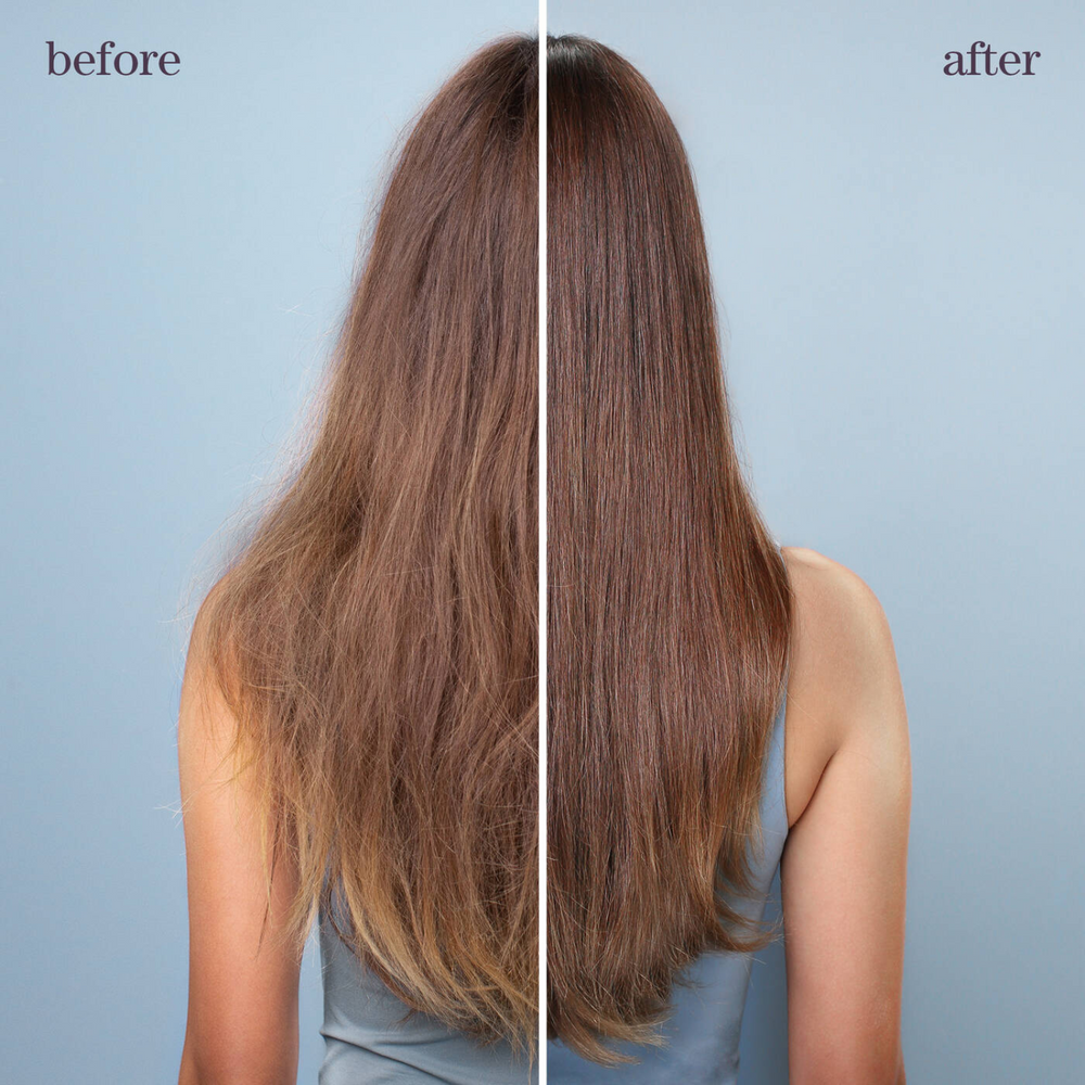 Pot de masque capillaire Pureology Hydrate Superfood Treatment posé sur fond clair, texture riche visible à l’ouverture.