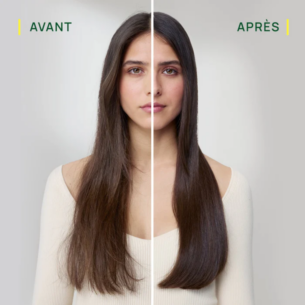 Pot de Masque Sublime Karité de René Furterer, nourrissant lissant, pour cheveux très secs, sur fond neutre.