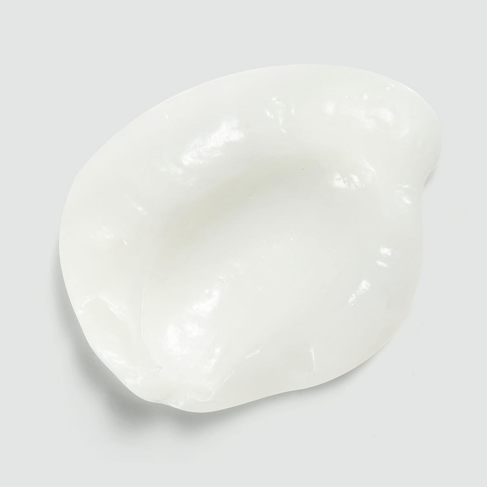 Flacon de 250 ml de Sebastian Dark Oil Lightweight Conditioner, infusé d’huiles légères pour cheveux doux et brillants.