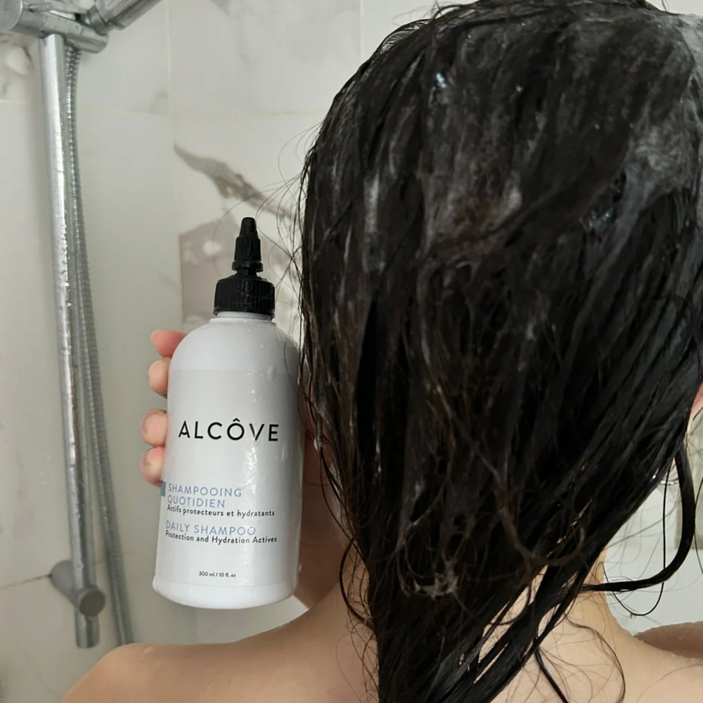 “Flacon de Shampoing Quotidien Alcôve – soin doux sans sulfates”