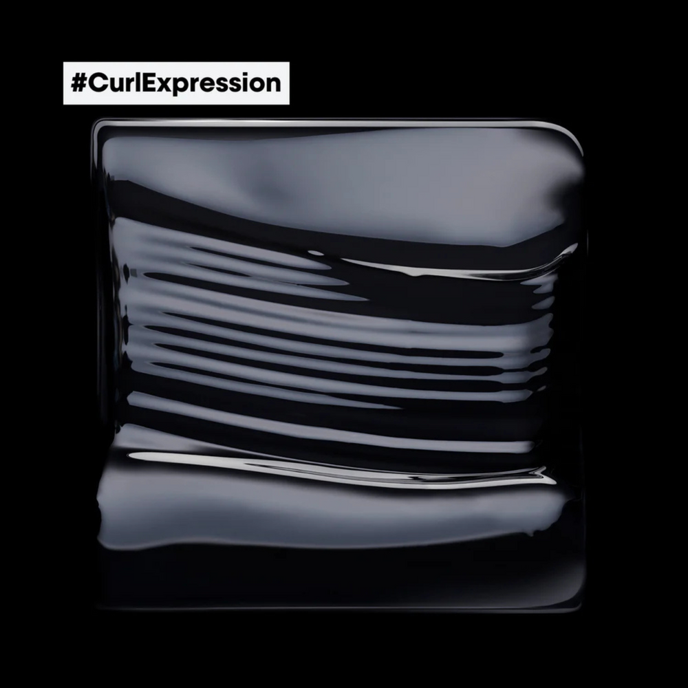 Flacon du shampooing Curl Expression de L'Oréal Professionnel, 300 ml, pour cheveux bouclés et frisés.