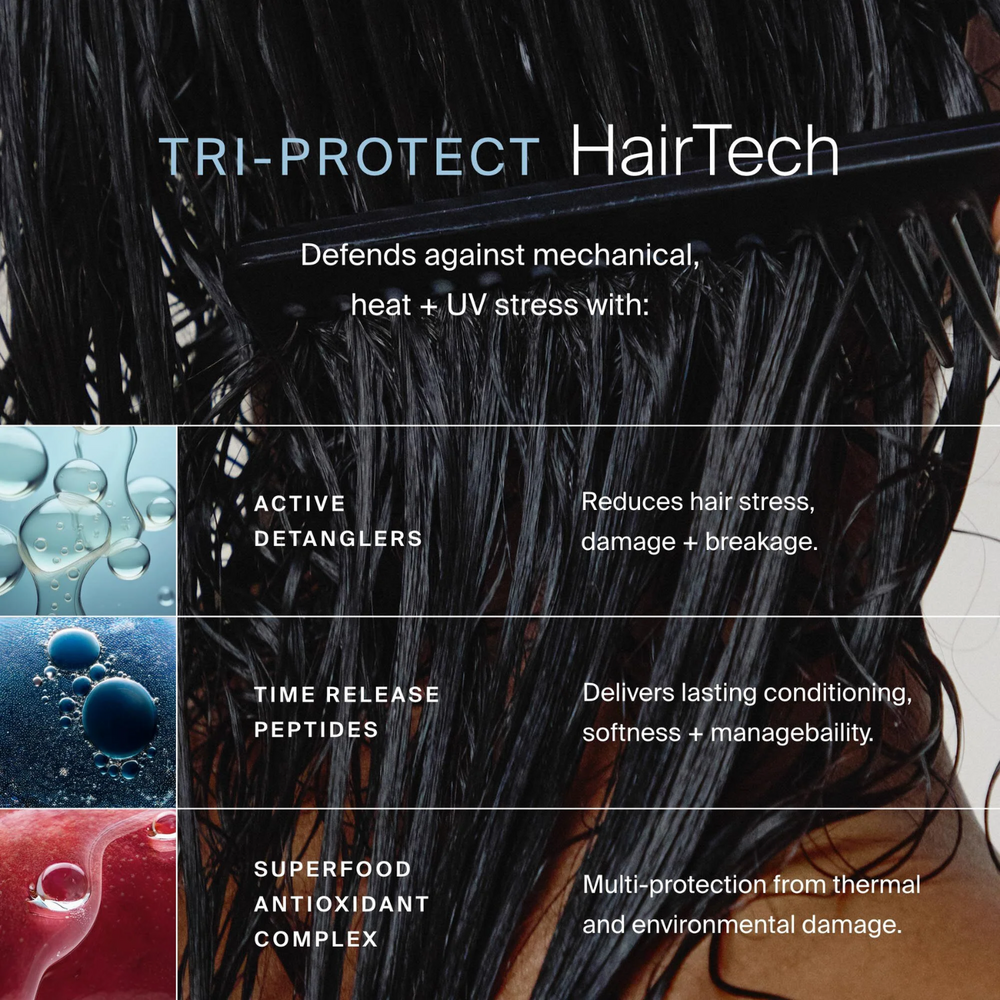 Flacon de spray sans rinçage Living Proof posé sur une surface claire, avec un fond neutre et des cheveux démêlés en arrière-plan