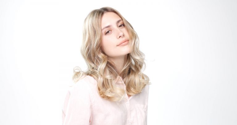 Cheveux fins et perte de cheveux : y a-t-il un lien ?
