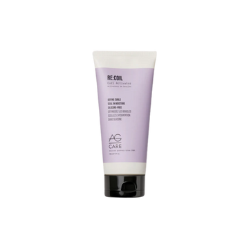 Définissez et hydratez vos boucles avec le Curl Activator AG Care : tenue souple, boucles naturelles sans frisottis et hydratation durable.
