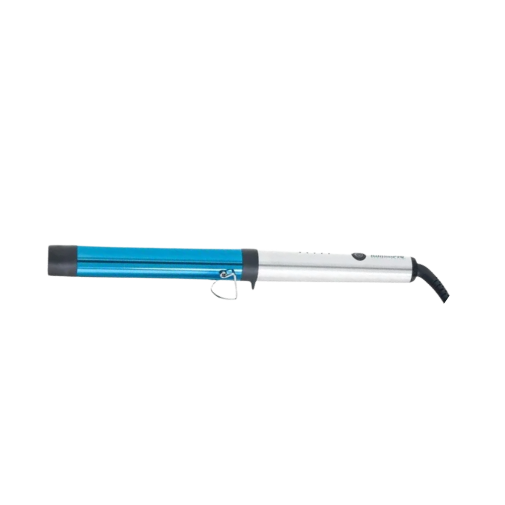Fer à boucler BaBylissPRO Nano Titanium 1¼″ Extended Barrel sur fond blanc