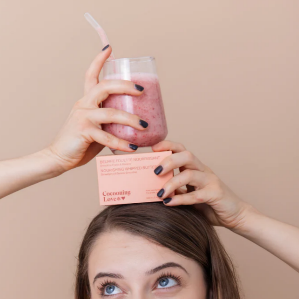 Beurre fouetté smoothie fraise et banane Cocooning Love pour peau douce et hydratée.