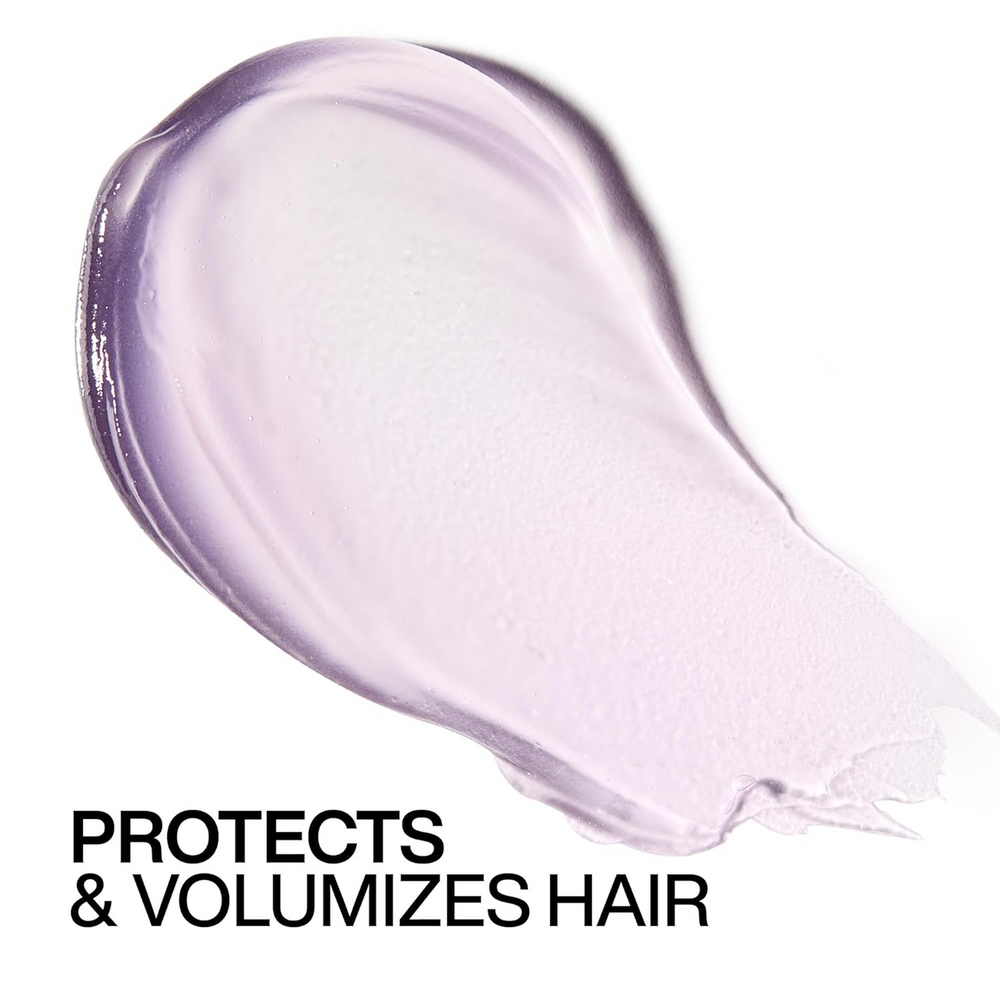 Tube de la Big Blowout Gelée Thermo-Protectrice de Redken avec son design distinctif.