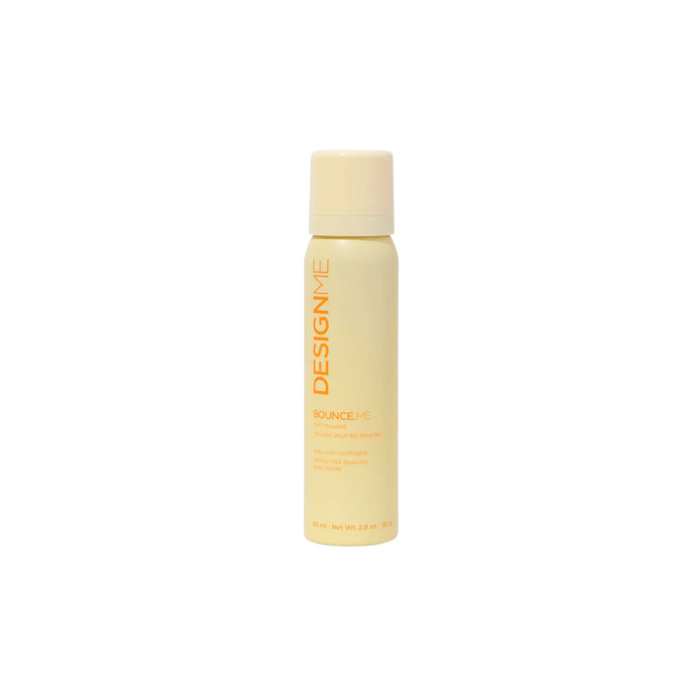 Flacon de mousse Bounce.Me pour boucles, texture légère et crémeuse, idéal pour définir boucles sans frisottis.

