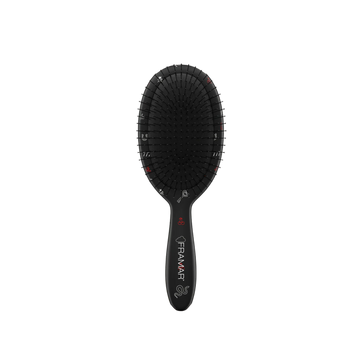 Brosse démêlante Framar Ace noir mat avec poils souples et design anti-casse.