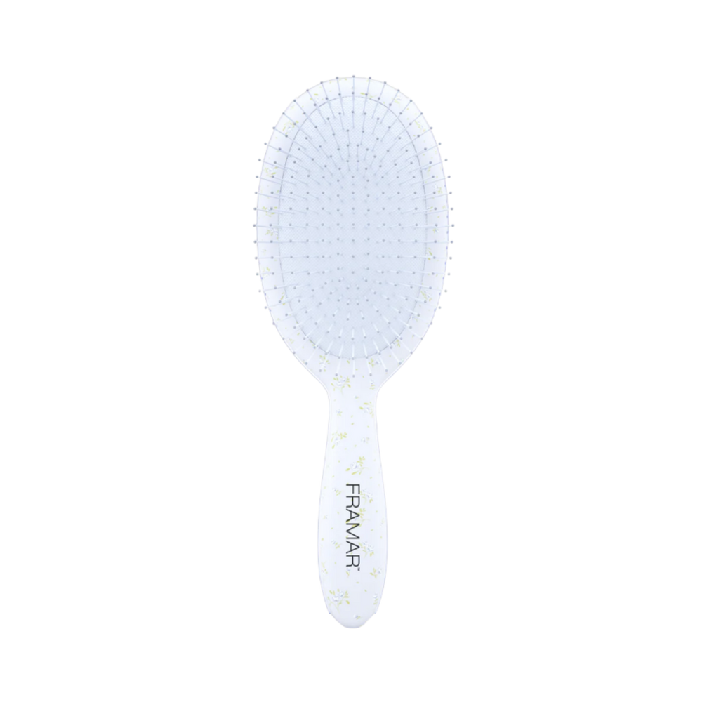 Brosse démêlante Framar Country Charm Eleanor avec motif floral bleu pour démêler les cheveux mouillés ou secs sans tirer ni casser la fibre capillaire.