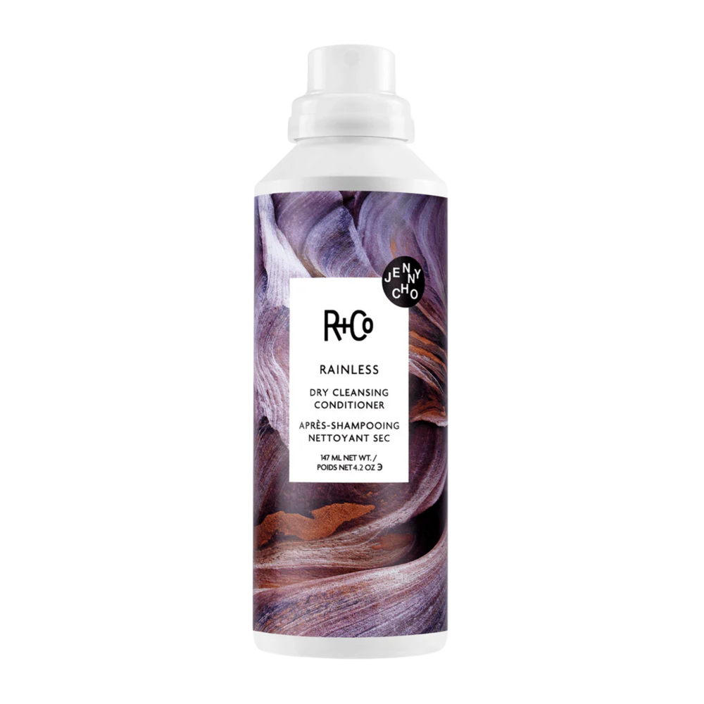 Flacon de Rainless R+Co, brume nettoyante à sec pour boucles rafraîchies, sans shampooing