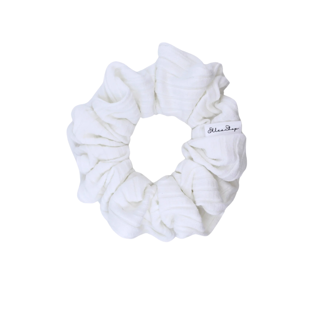 Chouchou côtelé large blanc – scrunchie cheveux coton texturé, style élégant et neutre