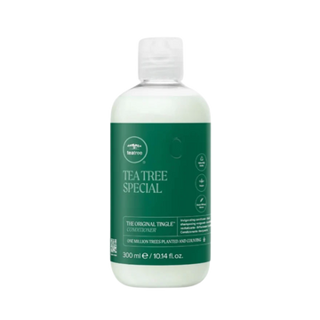 « Coffret cadeau Paul Mitchell Treehouse Yoga Studio Tea Tree Special : bouteille de shampoing, après-shampoing et leave-in au parfum vivifiant »
