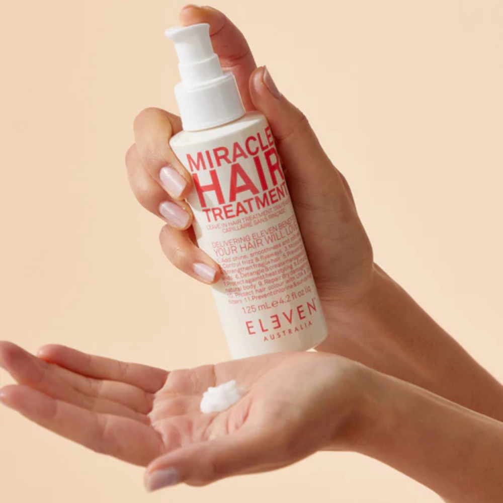 Flacon de 125 ml du soin sans rinçage Miracle Hair Treatment Eleven Australia, aux 11 bienfaits pour cheveux