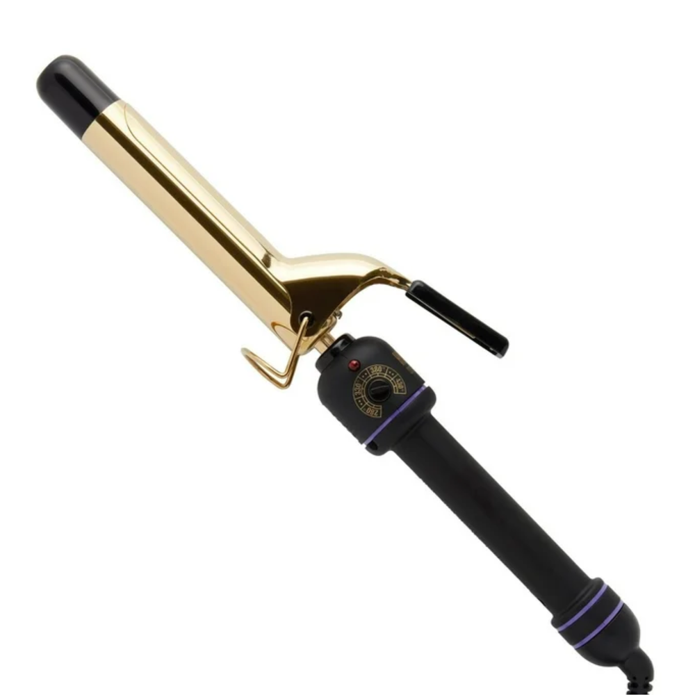 Fer à friser Hot Tools Signature HTIR1576F canon doré 1 ¼″ en action sur cheveux