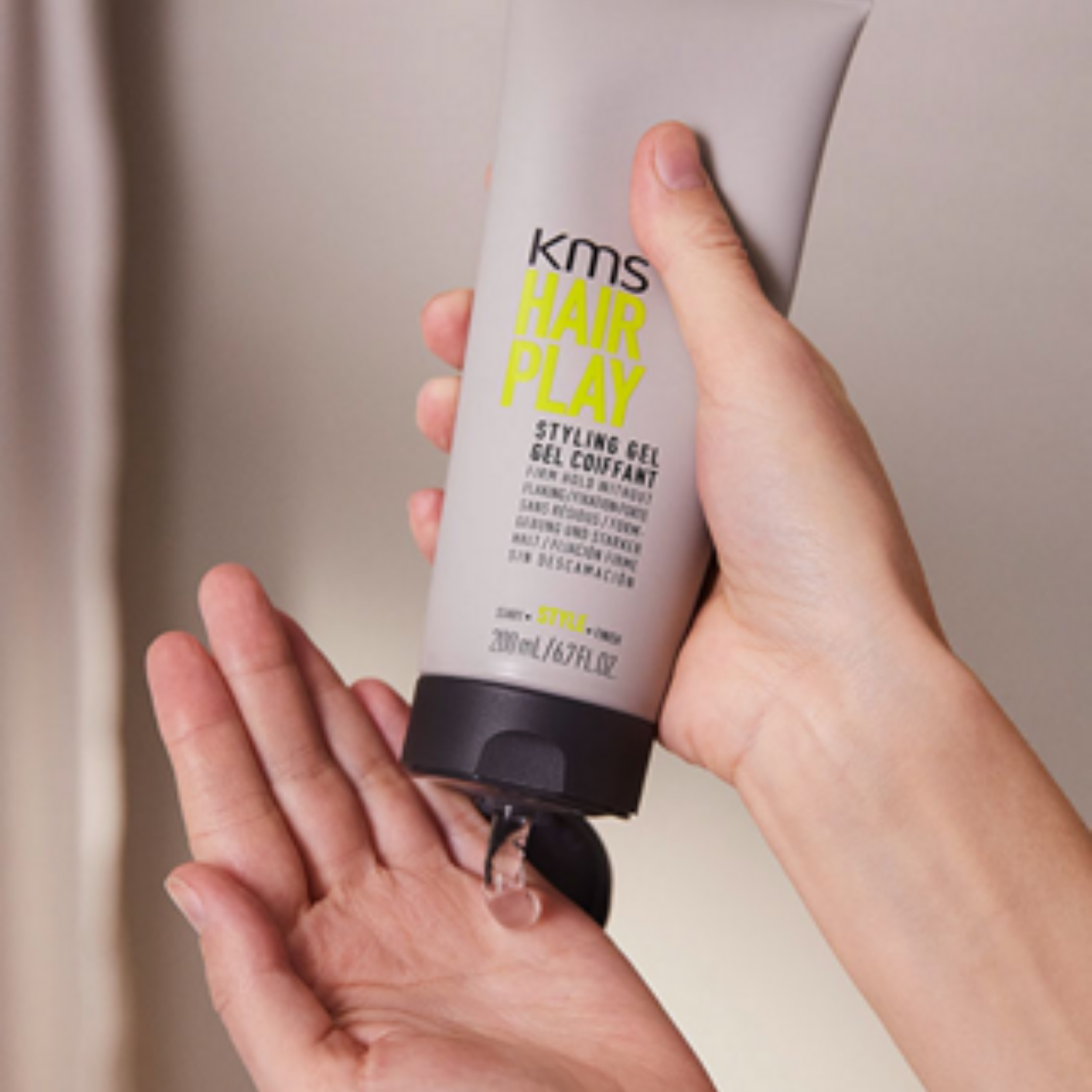 KMS Hairplay Gel coiffant | Tenue forte & brillance naturelle