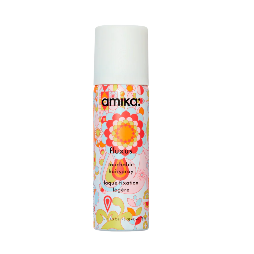 Aérosol de laque amika Fluxus pour tenue légère et coiffure naturelle

