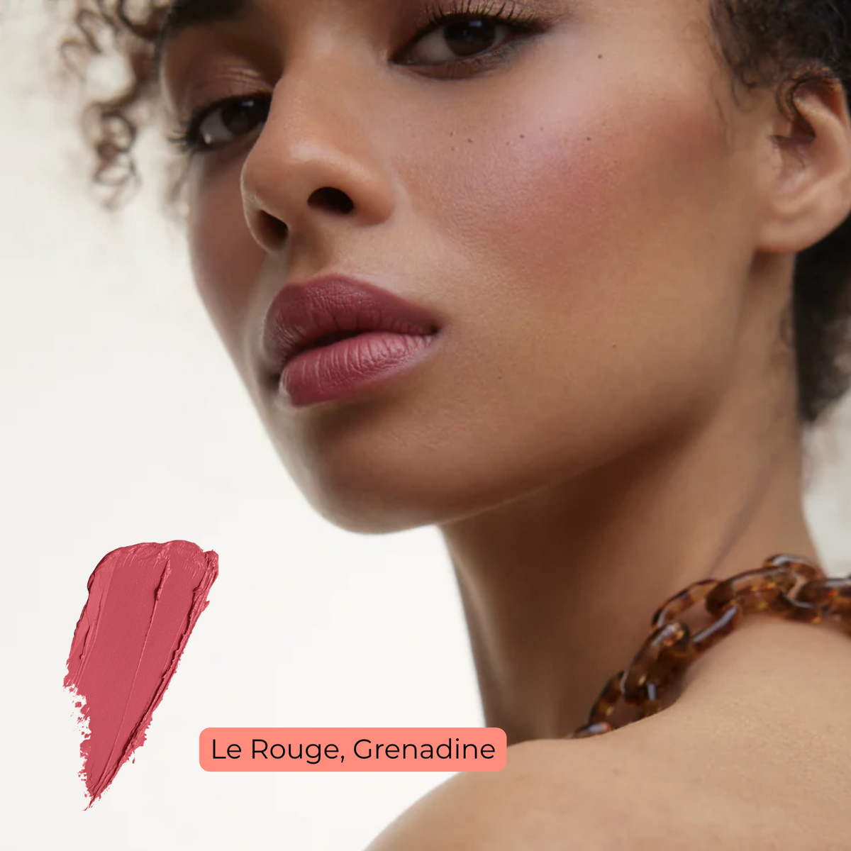 « Le Rouge Lipstick Wonderblush bâton rouge à lèvres fini satiné »