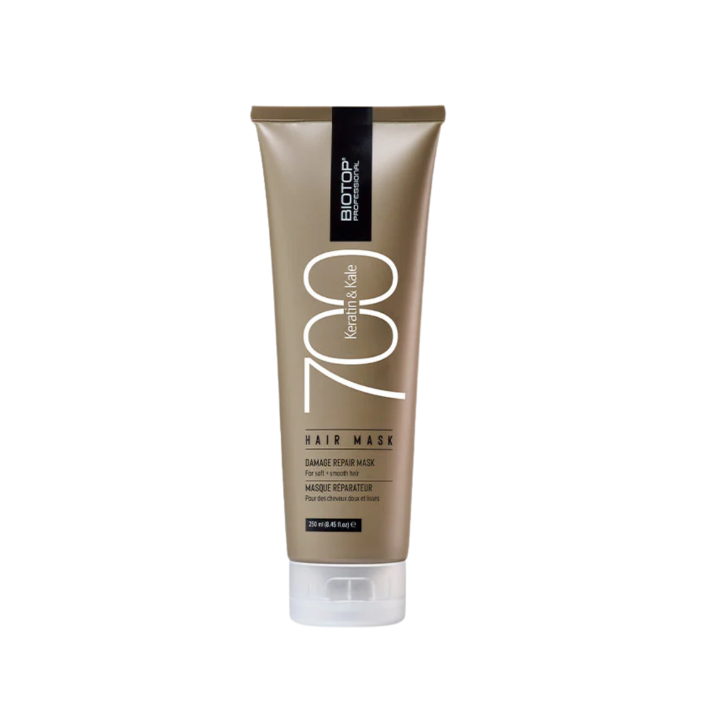 Pot de masque capillaire 700 Keratin & Kale, pot cylindrique avec étiquette sobre.