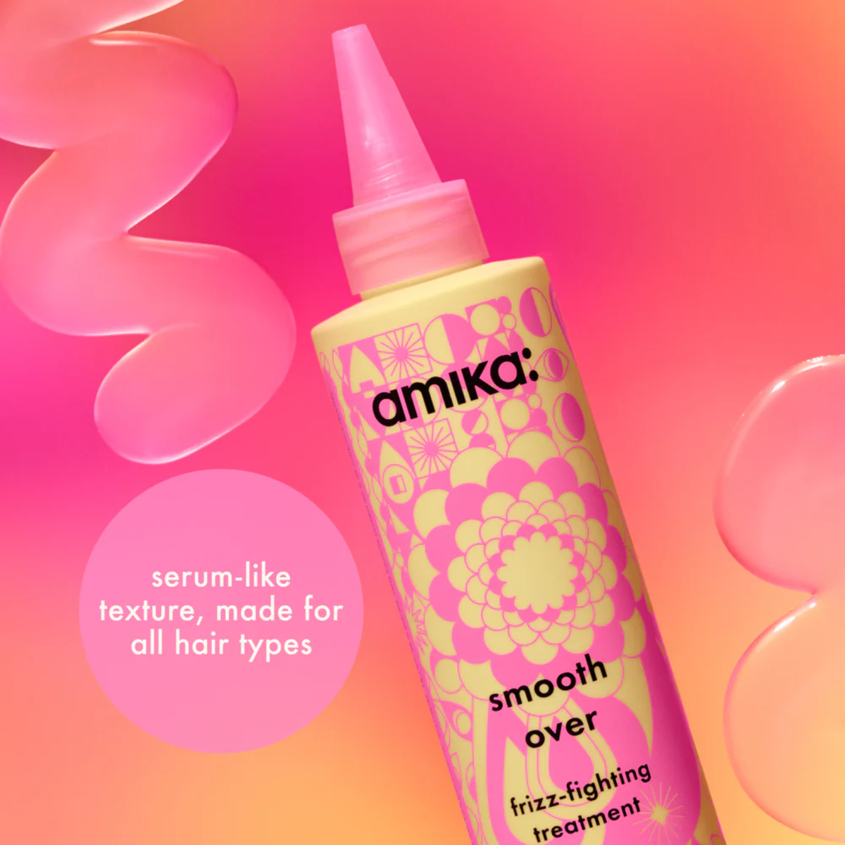 Masque anti-frisottis Smooth Over Frizz-Fighting Treatment Mask Amika – soin capillaire lissant cheveux doux et sans frisottis.