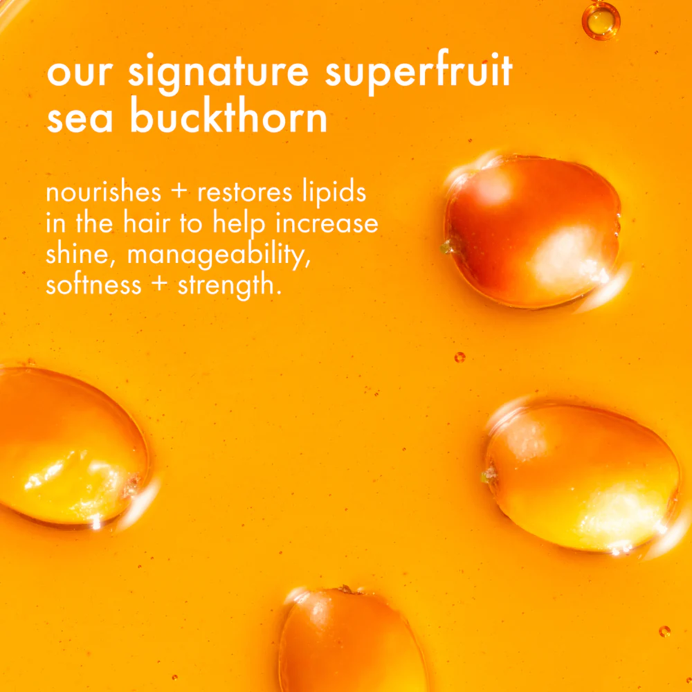 Masque anti-frisottis Smooth Over Frizz-Fighting Treatment Mask Amika – soin capillaire lissant cheveux doux et sans frisottis.