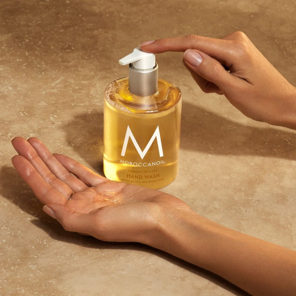Flacon 360 ml Moroccanoil Hand Wash Ambiance de Plage, savon mains hydratant parfum gardénia, noix de coco et ananas à l’huile d’argan

