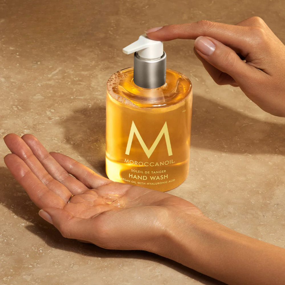 Flacon 360 ml Moroccanoil Hand Wash Soleil de Tanger, savon mains hydratant parfum clémentine, gingembre frais et fleur de néroli à l’huile d’argan

