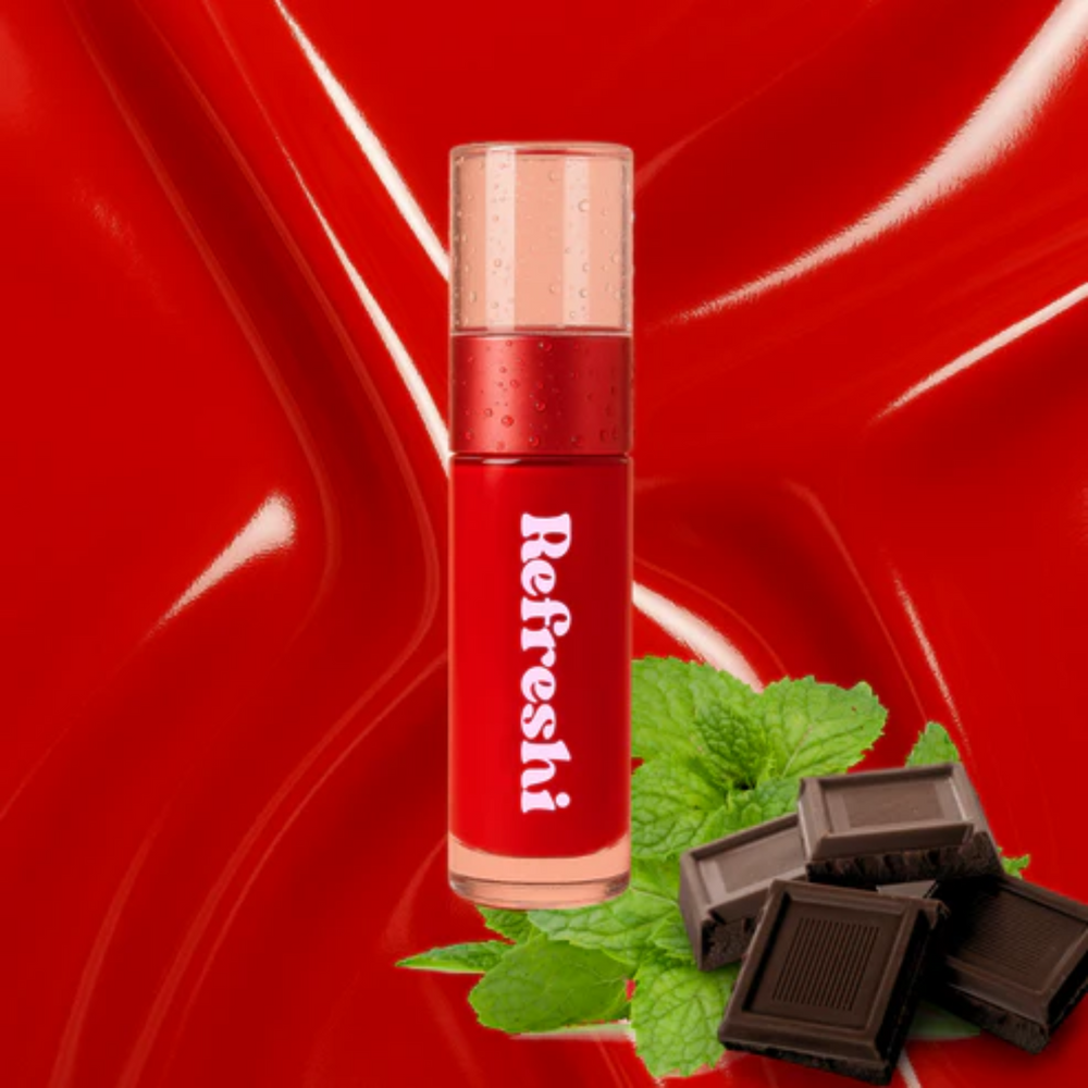 Tube 8,5 ml de gloss Nice List Lip Pillow, embout courbé, texture brillante et nourrissante

