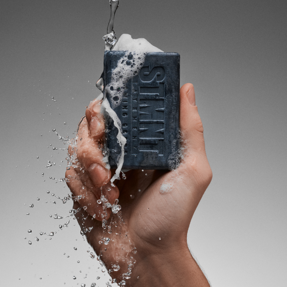 Pain lavant STMNT cheveux & corps 125 g – nettoyant charbon activé vegan