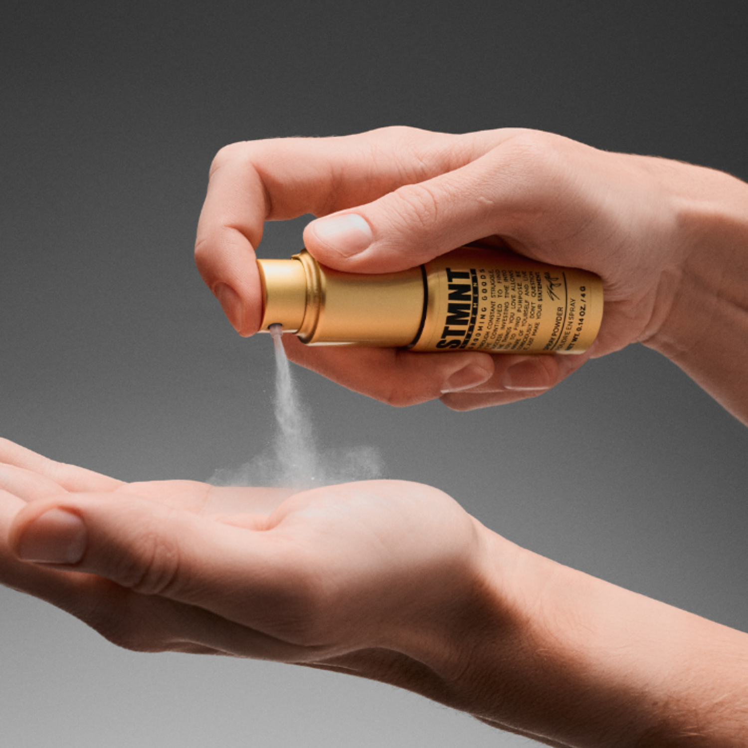 Flacon STMNT Spray Powder 4 g – spray texturisant volume ultra-mate