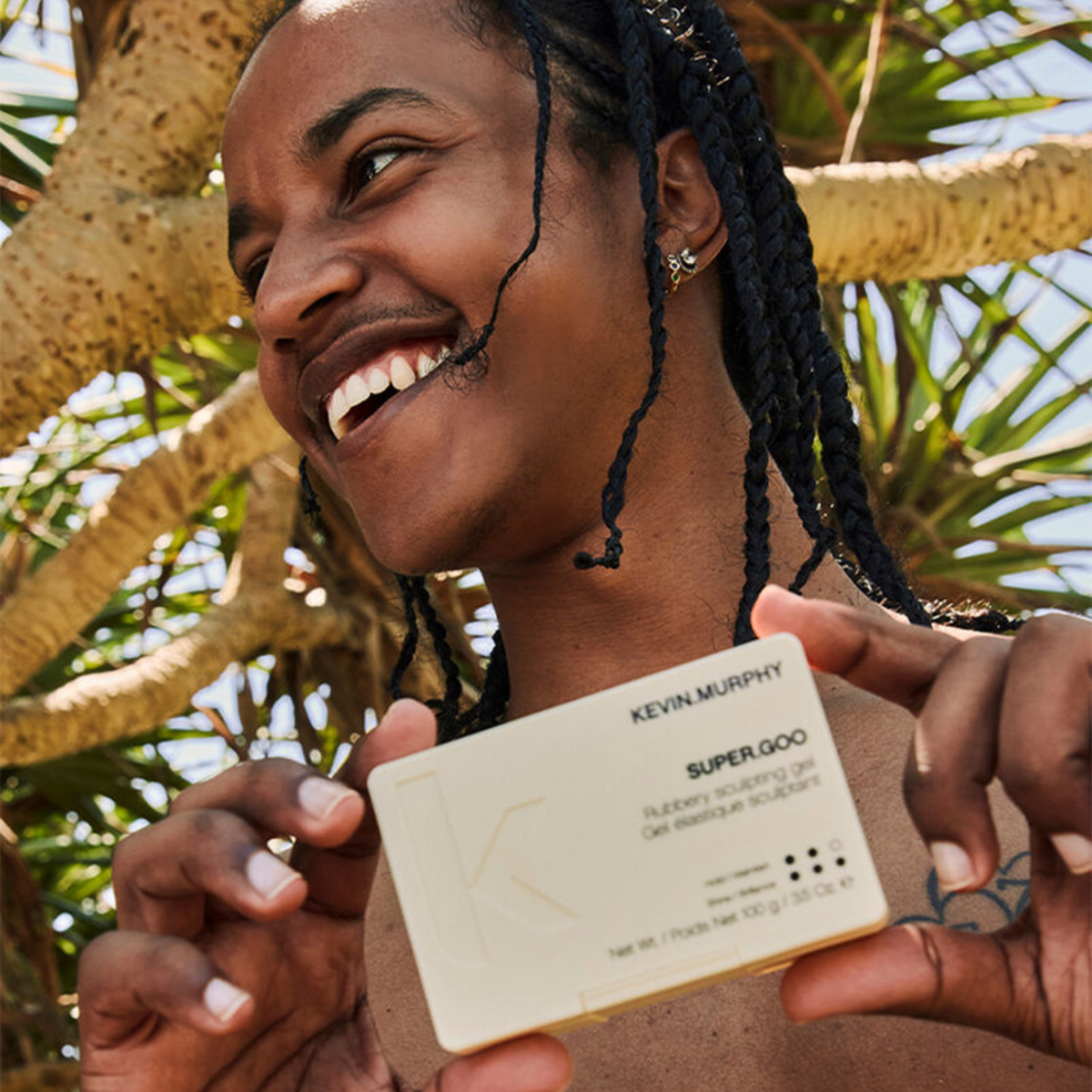 Pot de SUPER.GOO Kevin Murphy — gel coiffant texture sculptante à finition lisse naturelle