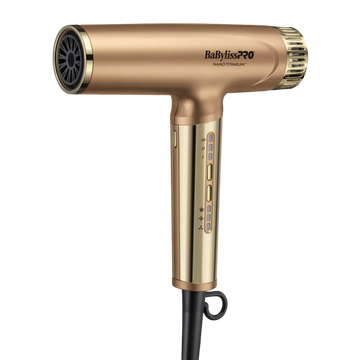 « Sèche-cheveux BaBylissPRO Nano Titanium Or – vue latérale couleur or, poignée élégante et embout concentrateur »