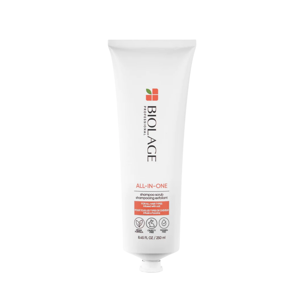 Flacon 250 ml du shampoing exfoliant Biolage All‑in‑One, label vegan, avoine et orange, texture moussante