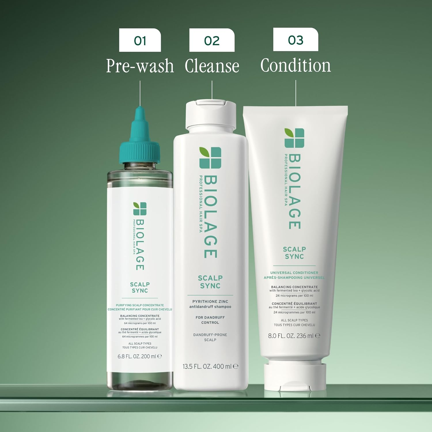 Flacon de 400 ml du shampooing Biolage ScalpSync Anti-Dandruff, enrichi en pyrithione de zinc et extrait de menthe poivrée, pour un cuir chevelu apaisé.
