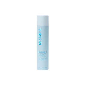 Shampooing sec QUICKIE.ME pour cheveux foncés – spray vegan invisible, absorbe sébum et rafraîchit sans traces blanches