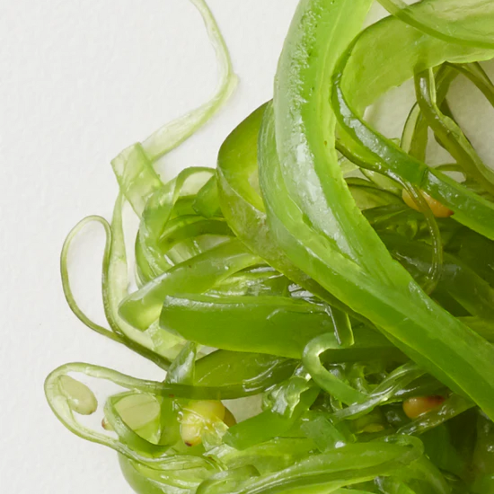 Spray Sea Spray Beachy Wave Finish AG Care – cheveux wavy naturels et texture légère