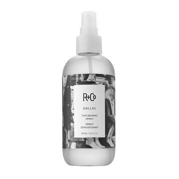 Flacon de la lotion Waterfall Moisture + Shine de R+Co, soin léger hydratant pour cheveux brillants et doux