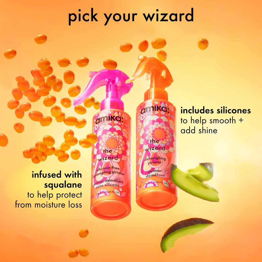 “Spray Amika The Wizard Detangling Primer 60 mL sur fond blanc – formule sans silicone, protections & démêlage”