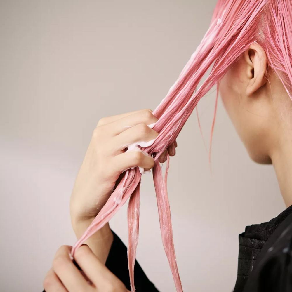 Masque capillaire Vibrancy Fibre Clinix de Schwarzkopf Professional pour cheveux colorés, soin nourrissant et protecteur de couleur.